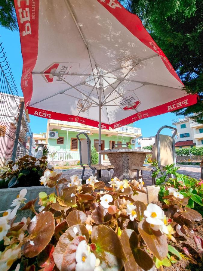 Apartment Celaj Velipojë エクステリア 写真
